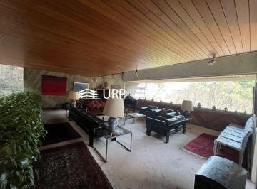 Casa · 750m² · 4 Recámaras · 4 Estacionamientos · Increíble Casa en Venta, con Vista Panoramica