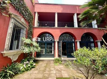 Casa · 752m² · 3 Recámaras · 2 Estacionamientos · Linda Residencia en Venta, Col. San Angel