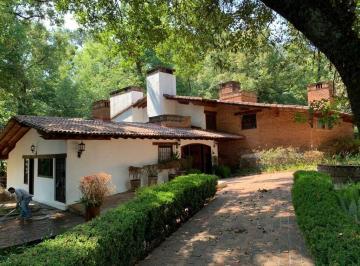 Casa de 4 habitaciones, Valle de Bravo · Casa en Valle de Bravo Se Vende Como Terreno