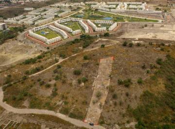 Terreno / Lote · 2200m² · Terreno con Escrituras en Venta en Santa Fe, Xochitepec, Morelos