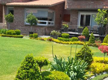 Casa de 3 habitaciones, Huixquilucan · Venta Casa Hermosa en Interlomas en Privada