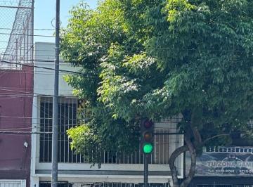 Casa uso de suelo , Coyoacán · Casa Uso Comercial Sobre Calz. Tasqueña, 300 m², Ideal Oficinas, Clínica, Gym