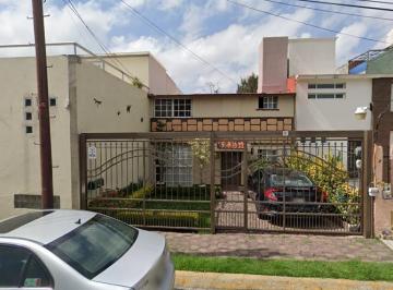 Casa de 3 habitaciones, Naucalpan de Juárez · Casa en Venta en Satélite