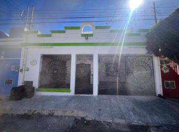 Casa de 5 habitaciones, Mérida · Se Renta Casa en Paseo de Las Fuentes