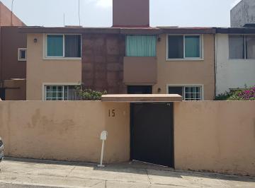 Fachada · Hogar en Venta, Fraccionamiento Cerrado, Doble Filtro de Acceso