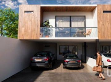 Casa · 220m² · 3 Recámaras · 2 Estacionamientos · Casa en Venta en San Diego Cutz, Yucatán.