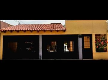 Casa de 4 habitaciones, Aguascalientes · Linda Casa de 1 Piso