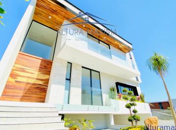 Casa en condominio de 4 habitaciones, Zapopan · Lujosa Residencia en Renta Condominio Puerta Las Lomas Zona Andares Zapopan