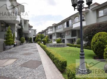 Casa · 420m² · 3 Recámaras · 3 Estacionamientos · Venta Agradable y Funcional Casa en Valle de Las Palmas