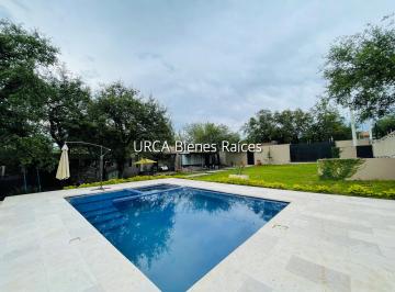 Casa de 4 habitaciones, Santiago · Quinta en Venta en Carretera Nacional