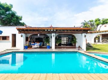 Casa de 4 habitaciones, Temixco · Burgos Bugambilias Venta Casa Tipo Hacienda un Nivel con Seguridad