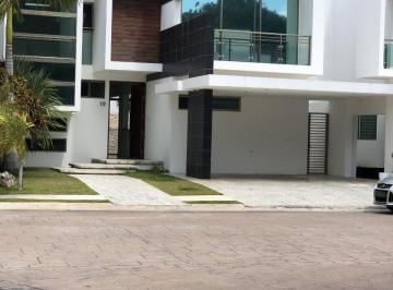 Casa de 3 habitaciones, Cancún · Casa en Renta en Residencial Cumbres, Cancun