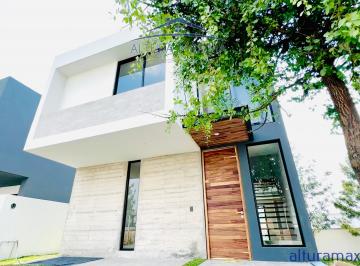 Casa de 3 habitaciones, Zapopan · Casa Nueva en Venta Coto Parques Vallarta Zapopan