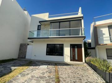 Casa de 3 habitaciones, Querétaro · Casa en Venta Cumbres de Juriquilla, Acabados de Lujo, Querétaro, Qro