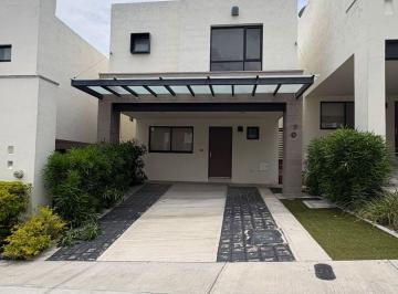 Casa de 3 habitaciones, El Marqués · Casa en Renta en Zibata, 3 Recs. 2.5 Baños, Jardín. Amenidades