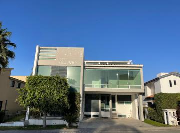 Casa en condominio de 3 habitaciones, San Andrés Cholula · Casa en Venta en La Vista Country Club