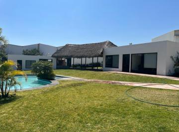 Casa de 2 habitaciones, Atlixco · Casa en Atlixco con Alberca un Nivel 2 o 3 Recamaras Venta o Renta