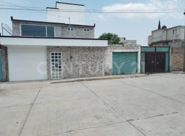 Casa · 163m² · 3 Recámaras · 2 Estacionamientos · Casa en Venta en del Parque, Toluca, Edo. México
