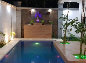 Casa de 4 habitaciones, Benito Juárez · Venta de Casa con Alberca en Álamos