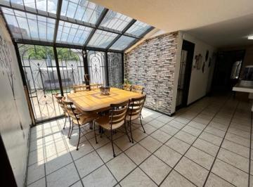 Casa de 4 habitaciones, Naucalpan de Juárez · Casa en Venta en Cto Historiadores, Ciudad Satélite, Amplios Espacios