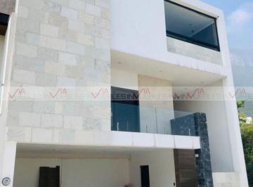 Casa · 311m² · 3 Recámaras · 2 Estacionamientos · Casa en Venta en Cumbres Elite Premier Privadas Alpes y Everest