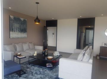Departamento · 210m² · 3 Recámaras · 2 Estacionamientos · Departamento en Renta en Bosque Real