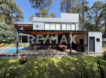 Casa · 276m² · 4 Recámaras · 4 Estacionamientos · Casa en Venta - (4)