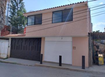 Casa de 12 habitaciones, Cuernavaca · Casa Ideal Para Uso Comercial en Colonia Tulipanes