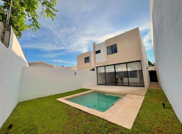 Departamento de 2 habitaciones, Mérida · San Esteban: Estrena Céntrico Townhouse con Piscina