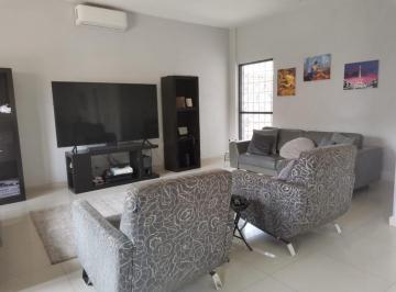 Casa · 192m² · 3 Recámaras · 2 Estacionamientos · Casa en Fraccionamiento en Burgos Bugambilias Temixco - Maz - 1698 - Fr
