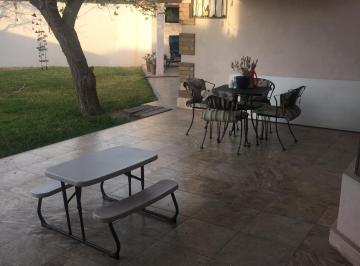 Casa de 4 habitaciones, Saltillo · Casa en Venta