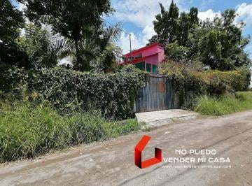 Casa · 300m² · 4 Estacionamientos · Se Vende Propiedad con 2 Casas Como Terreno