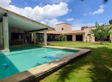 Casa en condominio · 800m² · 4 Recámaras · Casa Amueblada de un Piso en Renta en Merida Yucatan Privada