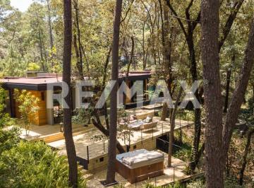 Casa · 700m² · 4 Recámaras · 7 Estacionamientos · Casa en Venta - (4)