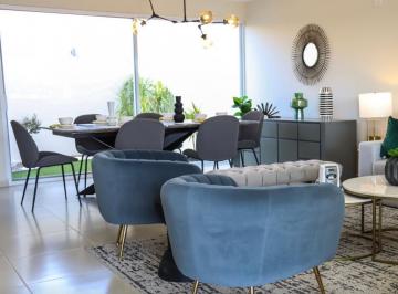 Casa · 191m² · 3 Recámaras · 2 Estacionamientos · Compra Hermosa Casa Al Norte de Ags Amk