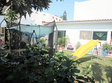 Casa de 4 habitaciones, Jiutepec · Venta de Casa en Fraccionamiento Las Fincas