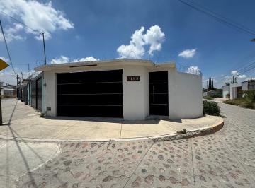 Casa de 2 habitaciones, San Juan del Río · Amplia Casa Inteligente y Amueblada en Granjas Banthí