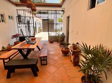 Casa de 6 habitaciones, Oaxaca de Juárez · Casa con 6 Departamentos