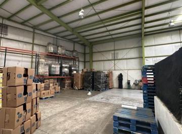 Bodega comercial · 2462m² · 12 Estacionamientos · Se Renta Bodega 2,462 m en Vía Rápida Poniente, Tijuana