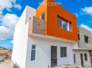 Casa · 96m² · 3 Recámaras · 2 Estacionamientos · Pre - Venta de Casas en Isla Catalina Residencial, Tijuana