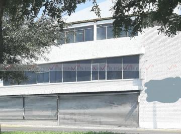 Nave industrial · 421m² · 2 Estacionamientos · Nave Industrial en Renta en Nuevo Repueblo