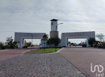 Terreno / Lote · 114m² · Venta de Terrenos en Cd. Maderas Sur II
