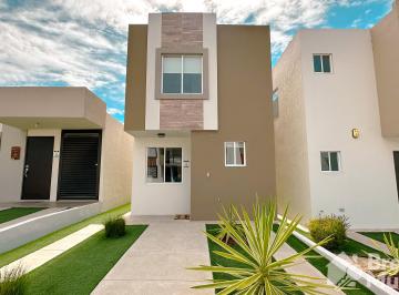 Casa de 2 habitaciones, Tijuana · Casa Venta Tijuana en Privada con Casa Club