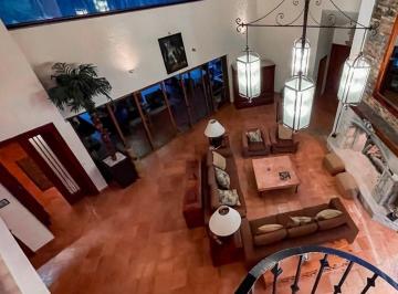 Casa de 7 habitaciones, Mazamitla · Cabaña en Venta en Mazamitla