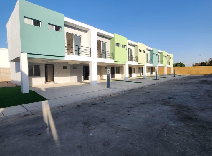 Desarrollo horizontal , Mexicali · Casas en Venta Mexicali | Privada San Fernando