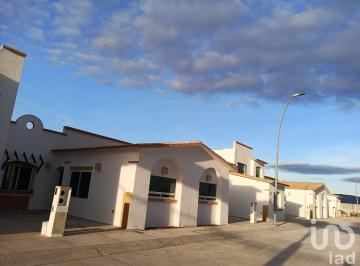 Casa · 98m² · 2 Recámaras · 1 Estacionamiento · Casa de 1 Piso en Venta, en Residencial San Francisco, Irapuato, Gto.