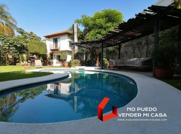 Casa · 300m² · 3 Recámaras · 3 Estacionamientos · Casa en Venta en Jiutepec, El Naranjo, Cerca a San Gaspar
