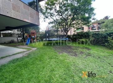 e169472874766f11ee92b41f8211400b2350d4ab858b5064aa0d836af68d7806 · Casa en Bosques de Las Lomas, Para Remodelar