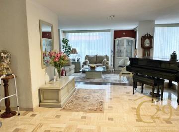 Casa de 3 habitaciones, Huixquilucan · Casa en Venta en Bosques de La Herradura, 4 o 5 Recámaras, Jardín