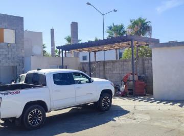 Casa , Mexicali · Casa en Venta Barcelona Privada Daly 4 Recamaras Principal Planta Baja Ampliada